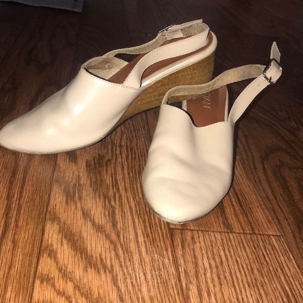 preloved wedge